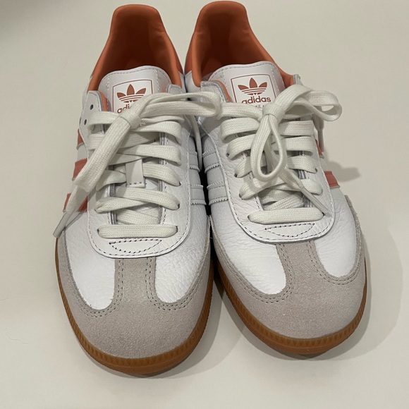 Adidas Samba White and Coral Trainers - Picture 2 of 8